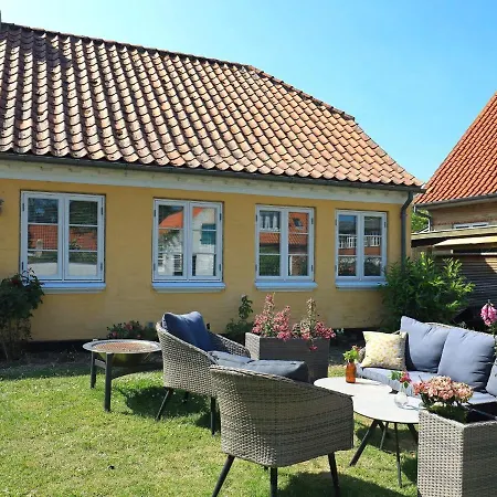 Hotel 11 Person In R Sk Bing Ærøskøbing
